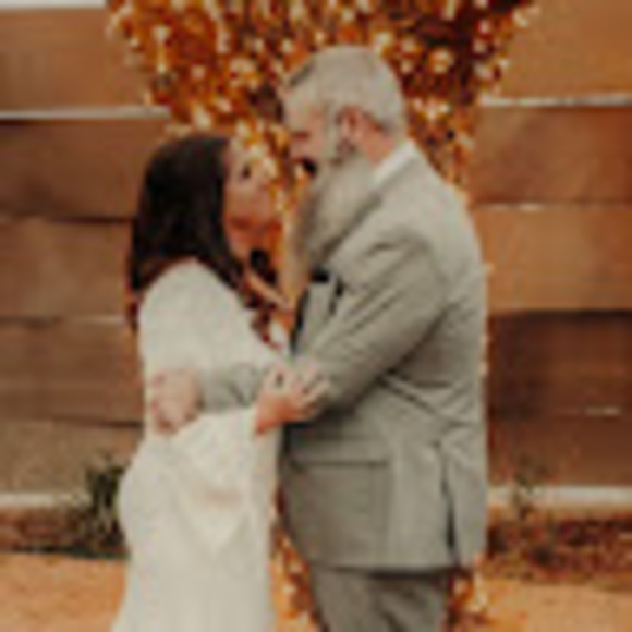 Meet your Posher, Chris - Picture 1 of 1